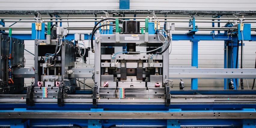 How to Choose Pre-Punch, Mid-Line, or Post-Punch Operations in Roll Forming